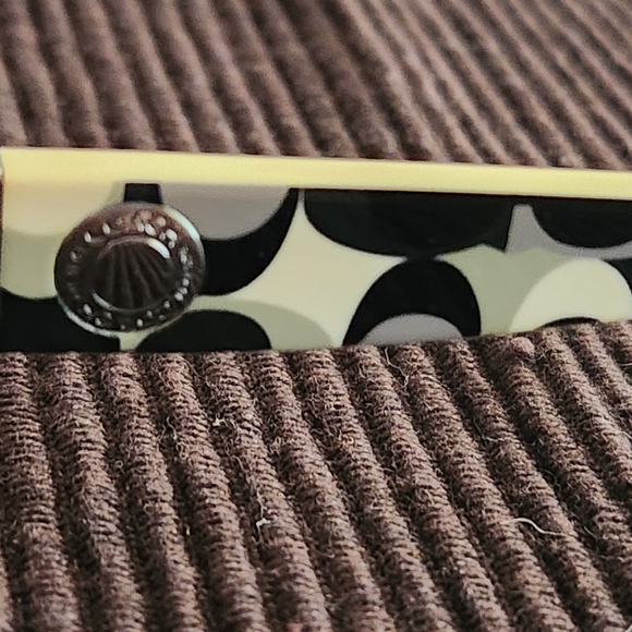 Coach glasses. - Picture 4 of 11